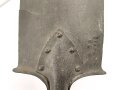 Frankreich 1. Weltkrieg, Spaten ohne Hersteller. Blatt gerissen. Aufgrund der Stempelung auf der linken Seite des Blattes gehe ich von Frankreich aus, typischer "Linnenmann" Spaten, der so auch in einigen anderen Ländern Verwendung fand.