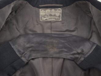 Luftwaffe, Weste und Jacke zum Gesellschaftsanzug. Beides mit Schneideretikett von Miltenberger Dresden für einen Leutnant Kellner, datiert 1937. Sehr guter Zustand, der Brustadler original vernäht.