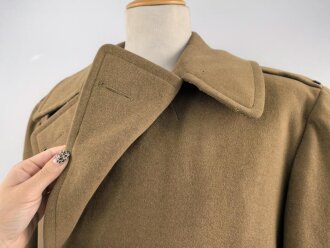 U.S. Army 2. Weltkrieg, 1942 dated officers overcoat, size 37R, good condition