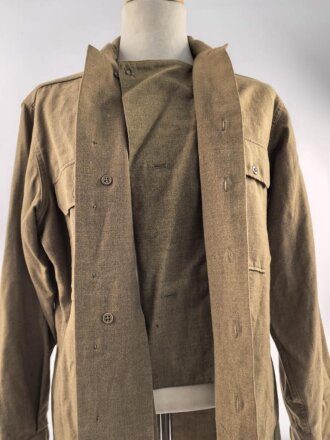 U.S. Army 2. Weltkrieg, Hemd für Mannschaften, spezielle Ausführung mit " gas flap",. Getragenes Stück, Grösse 15 1/2 - 33
