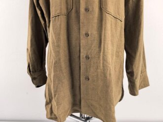 U.S. Army 2. Weltkrieg, Hemd für Mannschaften, spezielle Ausführung mit " gas flap",. Getragenes Stück, Grösse 15 1/2 - 33