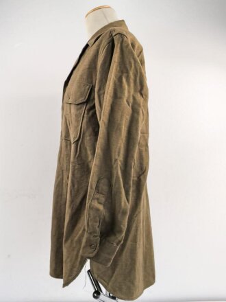 U.S. Army 2. Weltkrieg, Hemd für Mannschaften, spezielle Ausführung mit " gas flap",. Getragenes Stück, Grösse 15 1/2 - 33