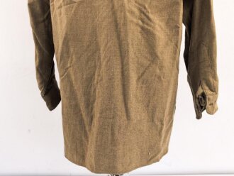 U.S. Army 2. Weltkrieg, Hemd für Mannschaften, spezielle Ausführung mit " gas flap",. Getragenes Stück, Grösse 15 1/2 - 33