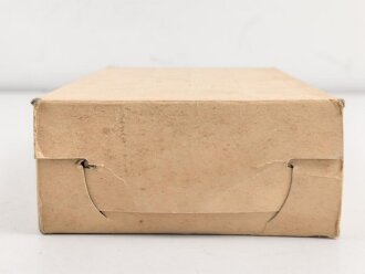 U.S. Army WWII, empty cardboard box for "10 First Aid Packets" Carlisle green