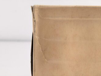 U.S. Army WWII, empty cardboard box for "10 First Aid Packets" Carlisle green