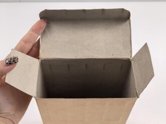 U.S. Army WWII, empty cardboard box for "10 First Aid Packets" Carlisle green