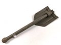 Klappspaten Wehrmacht. überlackiertes Stück , kein Hersteller erkennbar. Ungereinigt