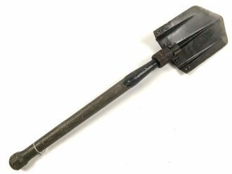 Klappspaten Wehrmacht. überlackiertes Stück , Hersteller ?  42. Ungereinigt