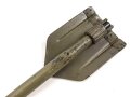 Klappspaten Wehrmacht. überlackiertes Stück , kein Hersteller erkennbar. Ungereinigt