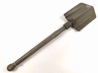 Klappspaten Wehrmacht. überlackiertes Stück ,...