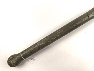 Klappspaten Wehrmacht. überlackiertes Stück , kein Hersteller erkennbar. Ungereinigt