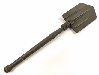 Klappspaten Wehrmacht. überlackiertes Stück ,...