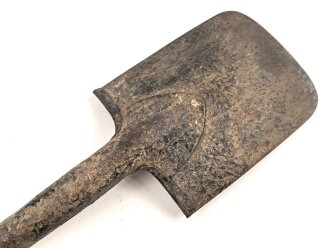 Spaten Wehrmacht. überlackiertes Stück , keine Stempelung erkennbar, ungereinigt