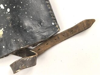 Spatentasche Wehrmacht aus Ersatzmaterial . Herstellerstempel, datiert 1942, WaA. Ungereinigtes Stück