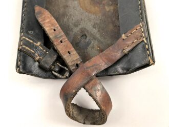 Spatentasche Wehrmacht aus Ersatzmaterial . Hersteller eue , datiert 1942, WaA. Ungereinigtes Stück