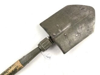 U.S. Army 1945 dated folding shovel M-1943. Uncleaned, original paint