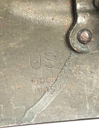 U.S. Army 1945 dated folding shovel M-1943. Uncleaned, original paint