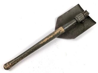 U.S. Army 1945 dated folding shovel M-1943. Uncleaned, original paint