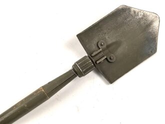 U.S. Army 1945 dated folding shovel M-1943. Uncleaned, original paint