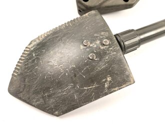 Bundeswehr , Klappspaten, Dreifachspaten in Kunststoffhülle. Gebraucht