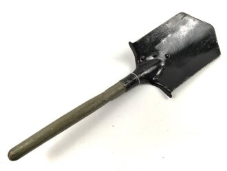 Polen 2 Weltkrieg, Spaten, überlackiert, ungereinigt