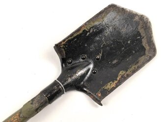 Polen 2 Weltkrieg, Spaten, überlackiert, ungereinigt