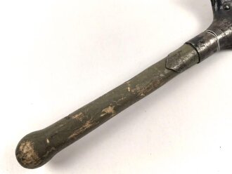 Ungarn , Spaten Modell 1878 System Linnemann. Hersteller " Herczegh" überlackiertes Stück