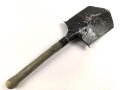 Ungarn , Spaten Modell 1878 System Linnemann. Hersteller " Herczegh" überlackiertes Stück