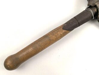 Tschechoslowakei , Spaten Modell 1878 System Linnemann. Hersteller " VICHR & Co. DUX" Ungereinigtes Stück, in Tasche