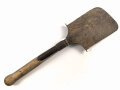 k.u.k. Österreich/ Ungarn, Spaten mit Säge vom Hersteller "Vogel & Noot, Wartberg" . Ungereinigtes Stück