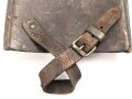 Spatenleder datiert 1916 unter Krone. Ungereinigtes Stück
