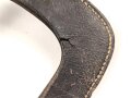1. Weltkrieg, Spatentasche für den Spaten Modell 1874. Ungereinigtes Stück, die Koppelschlaufe vermutlich in der Zeit repariert, Leder angetrocknet