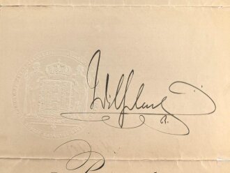 Kaiser Wilhelm II, eigenhändige Unterschrift auf meiner Bestallung zum Major der Infanterie. Datiert 1905, mehrfach gefaltet, an den Falten zum Teil eingerissen