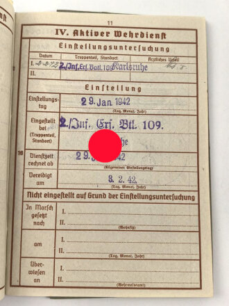 Zwei Wehrpässe von Gefallenen Brüdern einer Familie aus Heilbronn. Beides bei der Infanterie, einer in der Ukraine, einer in Rußland gefallen.