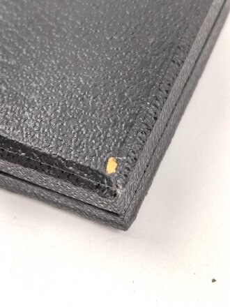 Etui für ein Eisernes Kreuz 1. Klasse 1939. Frühes Stück mit eckigem Drücker