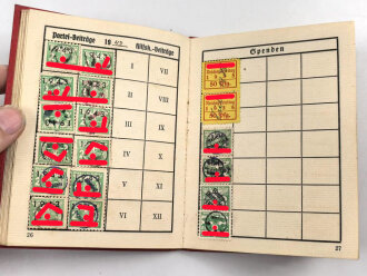 NSDAP Mitgliedsbuch Ausgabe 1935. Ausgestellt im Februar 1936 auf einen Angehörigen der SA. Uniformfoto , Marken und Spenden geklebt bis 1944. Dazu seine Mitgliedsbescheinigung von 1933