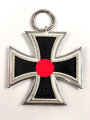 Eisernes Kreuz 2. Klasse 1939. Ungetragenes Stück ohne Herstellerbezeichnung im Bandring, in wohl zugehöriger Tüte von Gustav Brehmer Markneukirchen