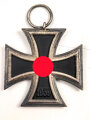 Eisernes Kreuz 2. Klasse 1939. Ungetragenes Stück ohne Herstellerbezeichnung im Bandring, in wohl zugehöriger Tüte von Ernst L.Müller Pforzheim
