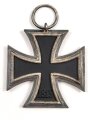 Eisernes Kreuz 2. Klasse 1939. Ungetragenes Stück ohne Herstellerbezeichnung im Bandring, in wohl zugehöriger Tüte von Ernst L.Müller Pforzheim