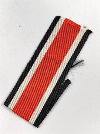 Eisernes Kreuz 2. Klasse 1939. Ungetragenes Stück ohne Herstellerbezeichnung im Bandring, in wohl zugehöriger Tüte von Franz Reischauer Oberstein