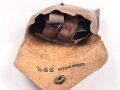 Allgemeine Schutzbrille Wehrmacht in Hülle aus Ersatzmaterial. Umbral Gläser ( getönt) , mit beiliegendem Hinweiszettel, dieser mit Druckvermerk von 1942