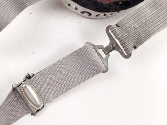 Getönte Brille mit Aluminiumrahmen, sieht man so immer wieder auf Fotos bei Angehörigen der Gebirgstruppe. Ungetragen, Gummiband ohne Funktion