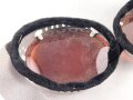 Getönte Brille mit Aluminiumrahmen, sieht man so immer wieder auf Fotos bei Angehörigen der Gebirgstruppe. Ungetragen, Gummiband ohne Funktion