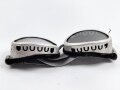 Getönte Brille mit Aluminiumrahmen, sieht man so immer wieder auf Fotos bei Angehörigen der Gebirgstruppe. Ungetragen, Gummiband ohne Funktion