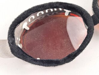 Getönte Brille mit Aluminiumrahmen, sieht man so immer wieder auf Fotos bei Angehörigen der Gebirgstruppe. Ungetragen, Gummiband ohne Funktion