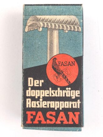 "FASAN" Rasierapparat aus weißer Preßmasse. Ungebraucht, in der originalen Umverpackung