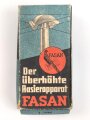 "FASAN" Rasierapparat aus weißer Preßmasse. Ungebraucht, in der originalen Umverpackung, diese leicht zerdrückt