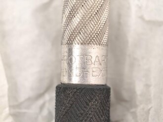 "Rogerit" Rasierapparat aus Metall. Ungebraucht, in der originalen Umverpackung, diese leicht zerdrückt