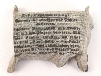 Verbandpäckchen kleines Modell datiert 1940 , gehört so unser anderem in Verbandkästen der Wehrmacht und des Luftschutz