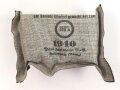 Verbandpäckchen kleines Modell datiert 1940 , gehört so unser anderem in Verbandkästen der Wehrmacht und des Luftschutz
